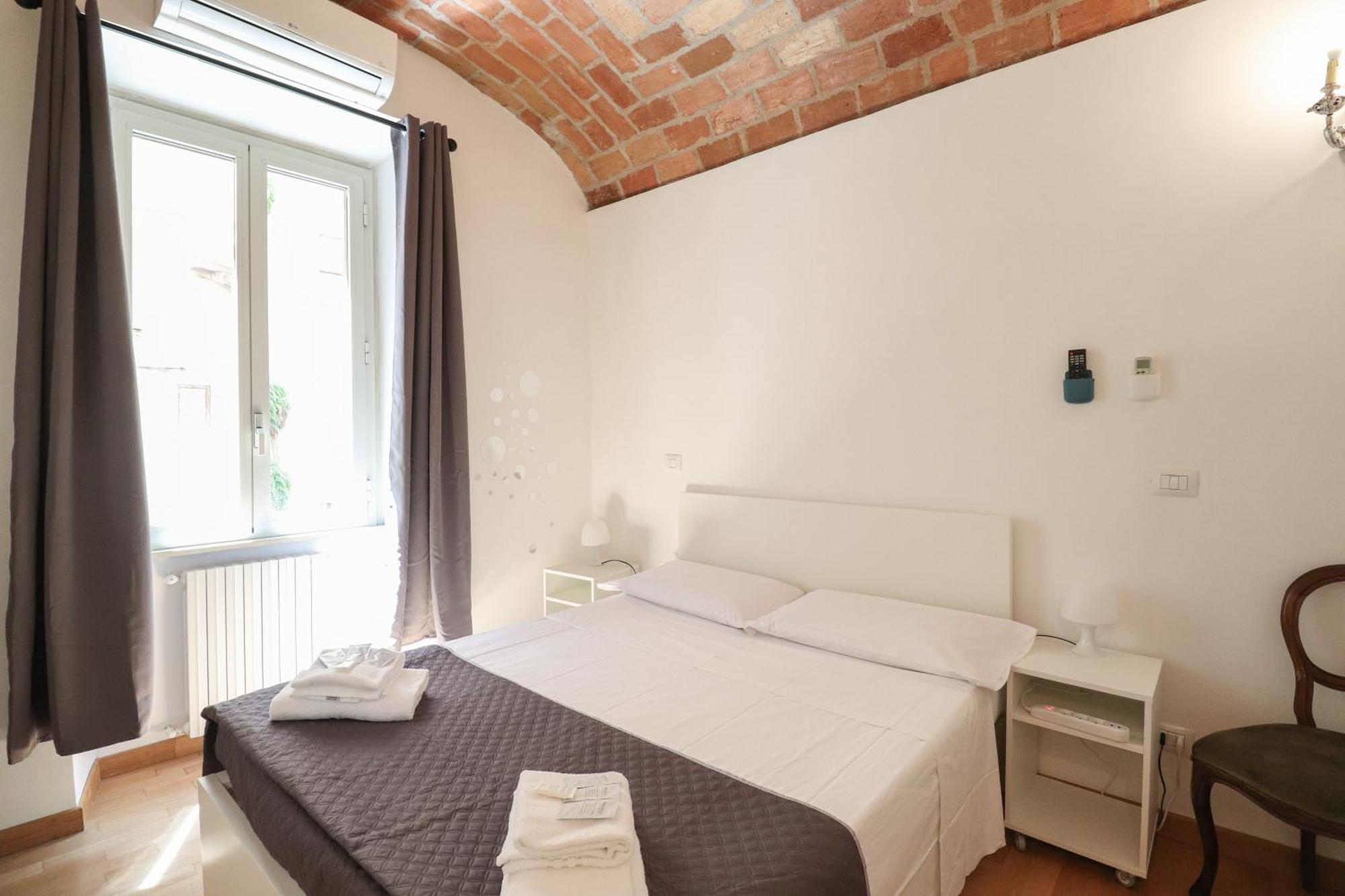 Appartamento Casa Cecilia A Monti Roma Esterno foto